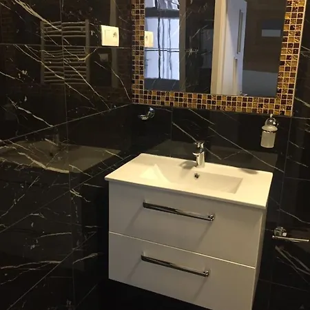 Cathedral Corner Luxury Apartment Budapest