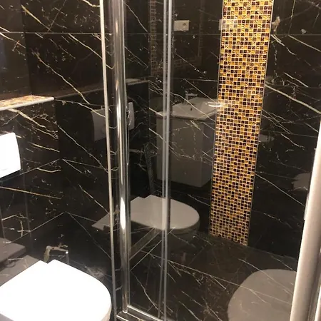 Cathedral Corner Luxury Apartment